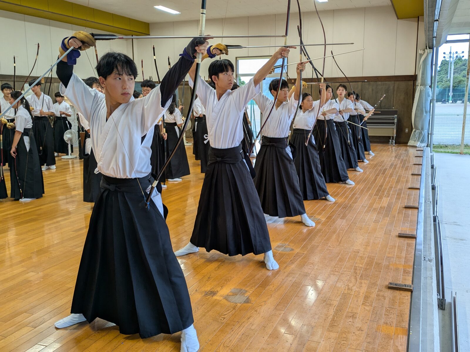 審査会に向けて射る