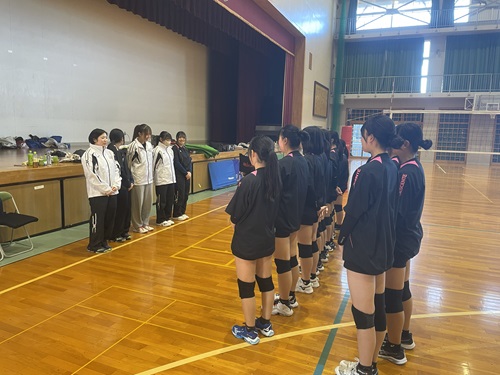 【女子バレーボール部】2026年始動～初打ち～